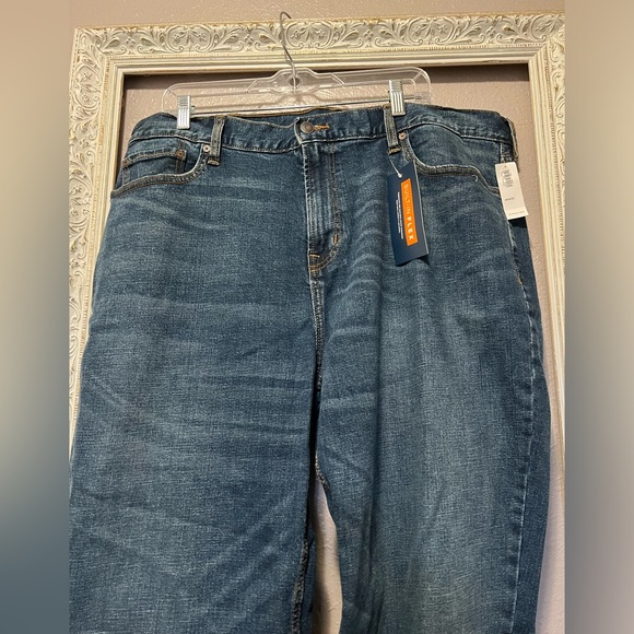 NWT Men’s Old Navy 40x32 Loose Fit Jeans with Built-In Flex - Picture 2 of 6